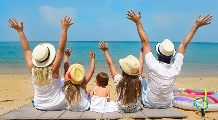 Singapore: Futuristic Gardens & Peranakan Culture in a City-State