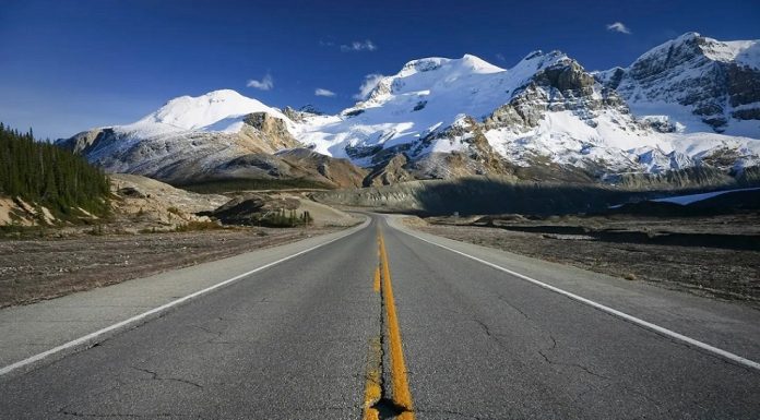 Miami: Tropical Vibes, Art Deco & Latin Rhythms