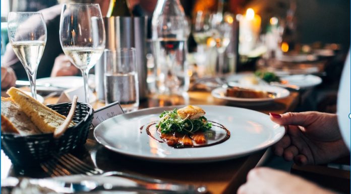 Eat Like a Local: Hidden Food Gems in Venice/Paris/Berlin