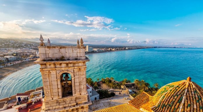 Rwanda’s Volcanoes NP: Tracking Mountain Gorillas in the Mist