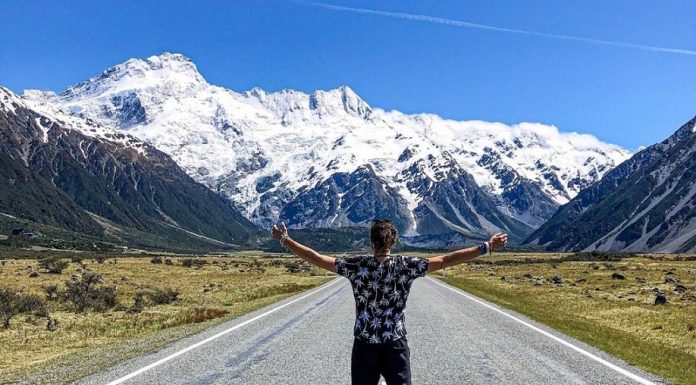 Hawaii: Volcanoes, Surfing & Paradise Beaches