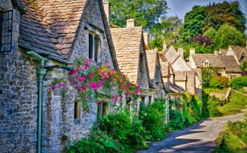 The Cotswolds: Lose Yourself in Honey-Hued Villages & Discover Quintessential English Country Charm
