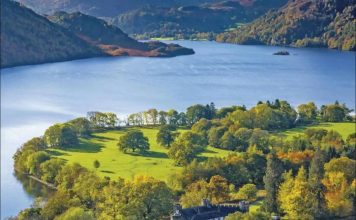 Liverpool & Manchester: The Pulse of Northern England. Beatlemania, Industrial Heritage & Football Passion